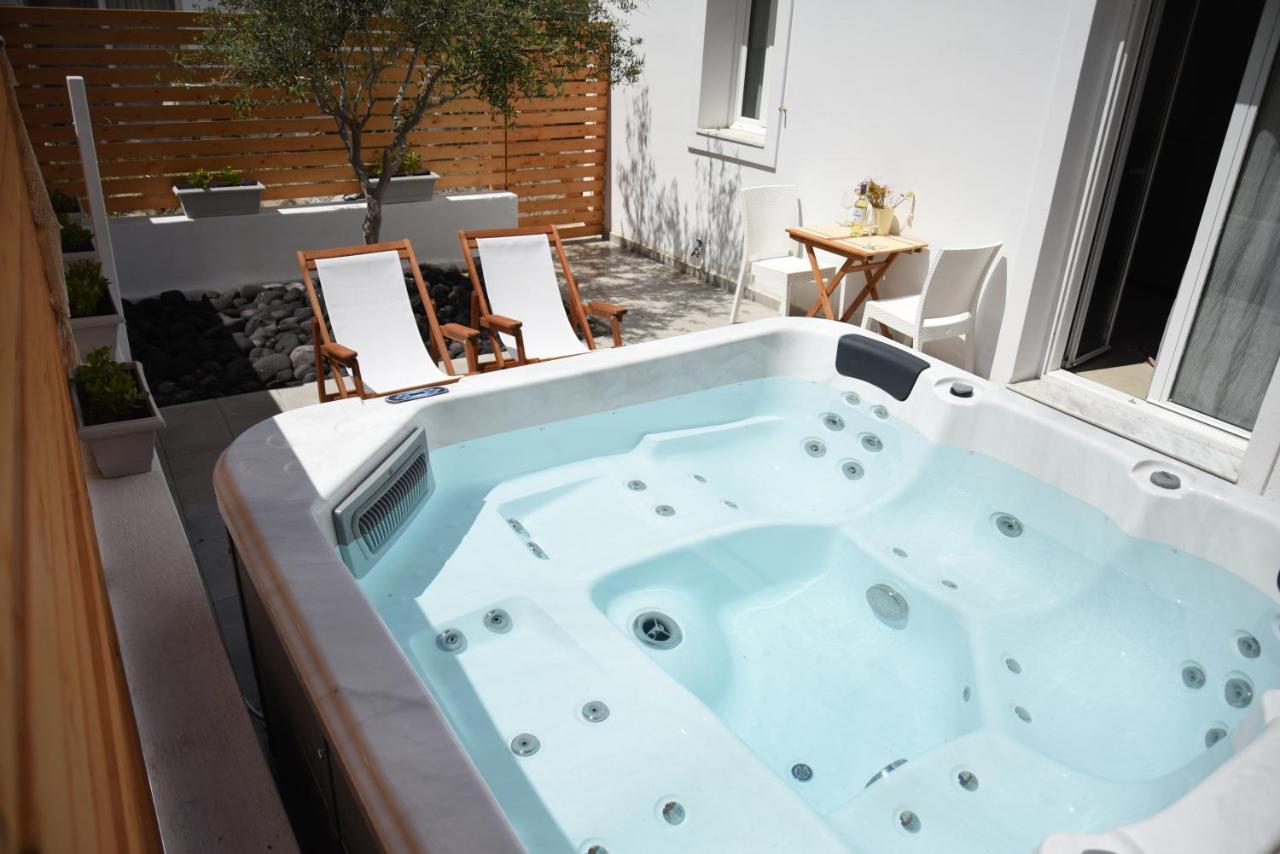 White Wave Villa, 3Min Walk From Beach Kamári Exterior foto